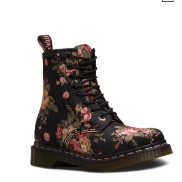 Dr. Marten’s Floral Printed Canvas 8 Eye Combat Boots Size 5 - Picture 12 of 16